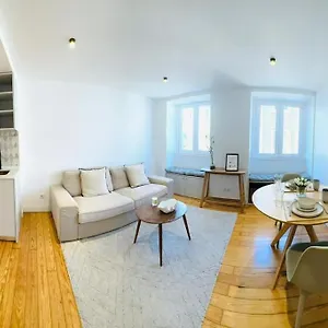 Apartment Center Flat For 6 Pp, Lisbon