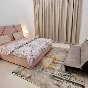 Deluxe Villa Rooms Near Dubai Airport Homestay Dubai