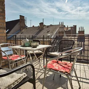 Terrace Sky Lounge Apartment Budapest