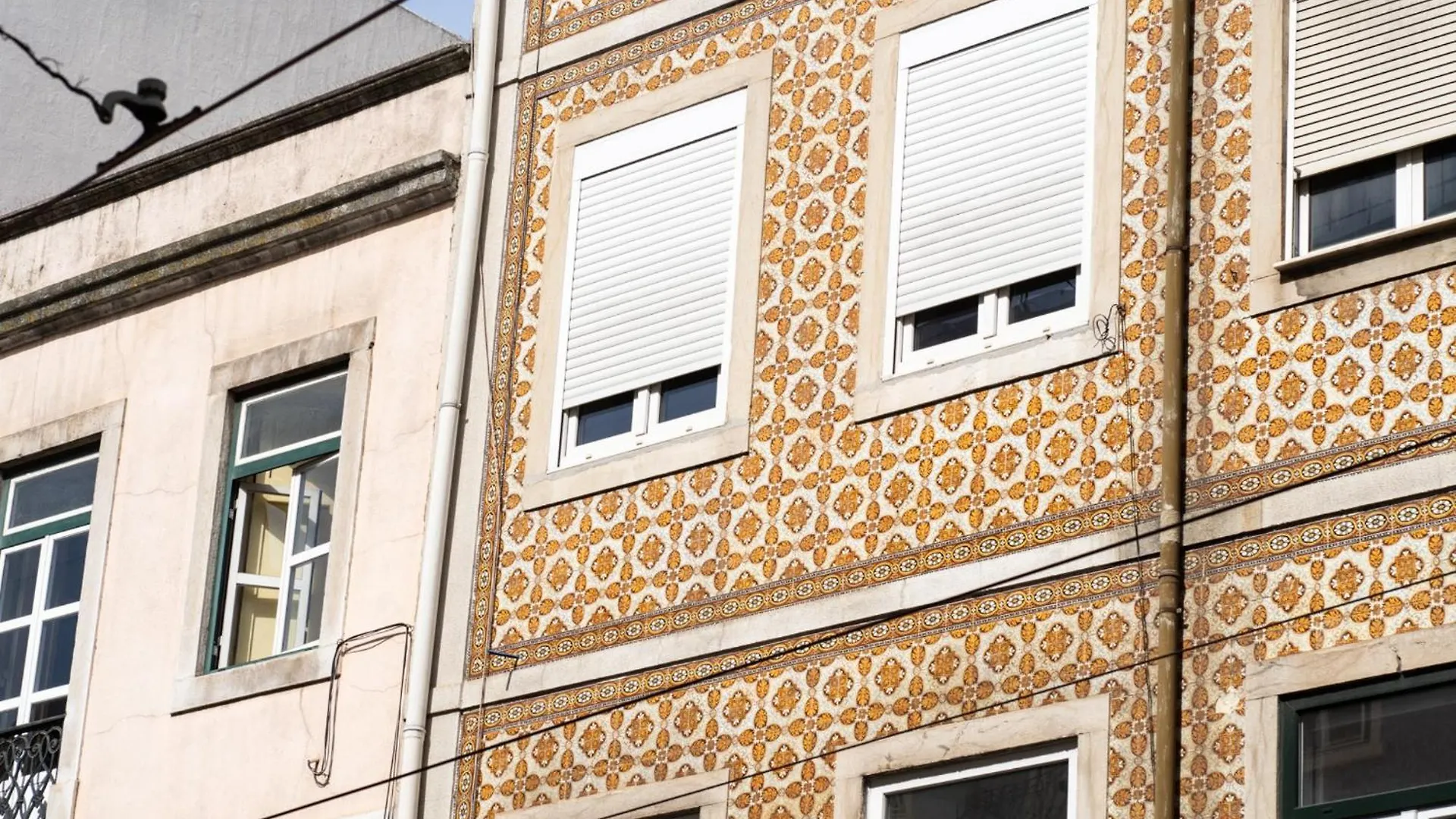 Akicity Anjos Golden Lisbon